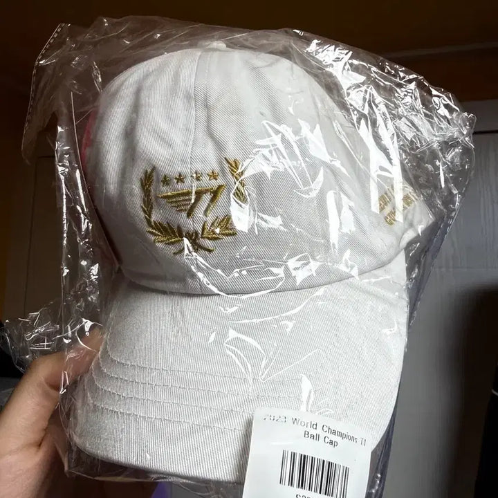 [BUNJANG] T1 2023 Worlds Championship Victory Ball Cap / T1 티원 2023 월즈 우승기념 볼캡