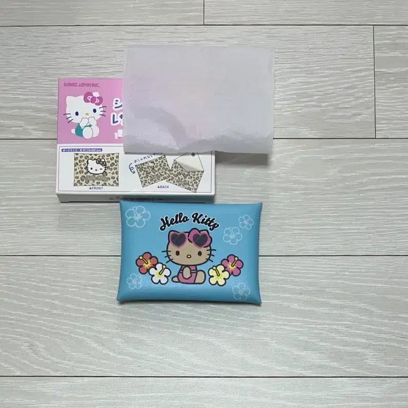 [BUNJANG] Hello Kitty Tanning Kitty Leather Pouch / 헬로키티 시크릿 레더 가죽 파우치 태닝키티 블루