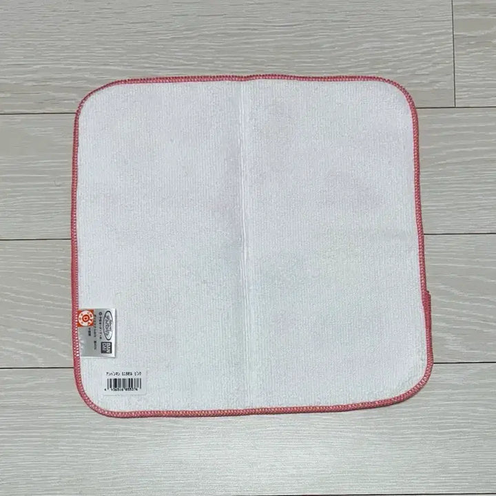 [BUNJANG] Anpanman Friends Fruit Assortment Handkerchief Towel Pink / 호빵맨 친구들 과일 모듬 손수건 타월 핑크