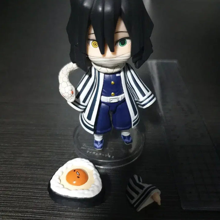 [BUNJANG] Demon Slayer Obanai Iguro Figure / 귀멸의 칼날 이구로 오보나이 피규어 굿즈