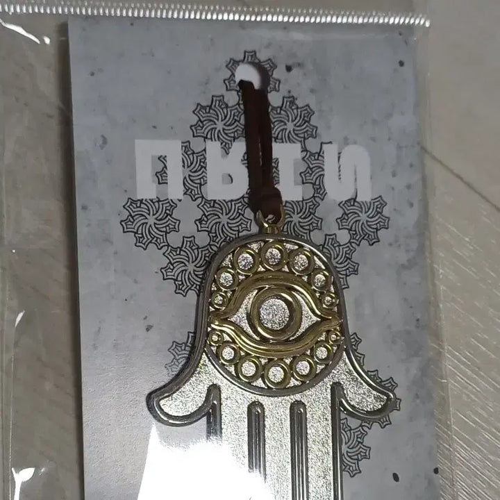 [BUNJANG] Valuacta Bones Authentic Greek Rubion Amulet / 가치아쿠타 본즈 정품 그리스 루비온 부적