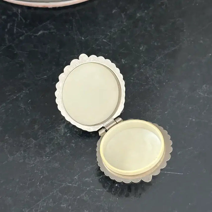 [BUNJANG] French Vintage Pill Box / 프랑스 빈티지 필박스 실플