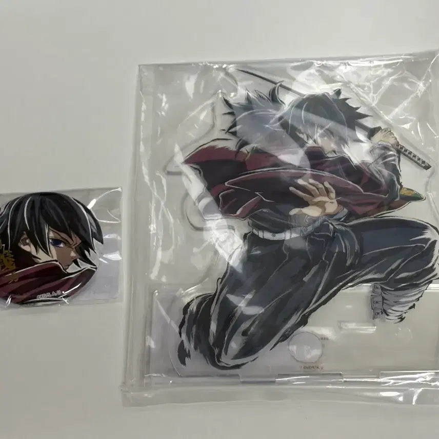 [BUNJANG] Demon Slayer Giyu Web Lottery Acrylic Stand &amp; Can Badge Set / (일괄) 귀칼 기유 웹쿠지 아크릴스탠드캔뱃지 c상e상 c107