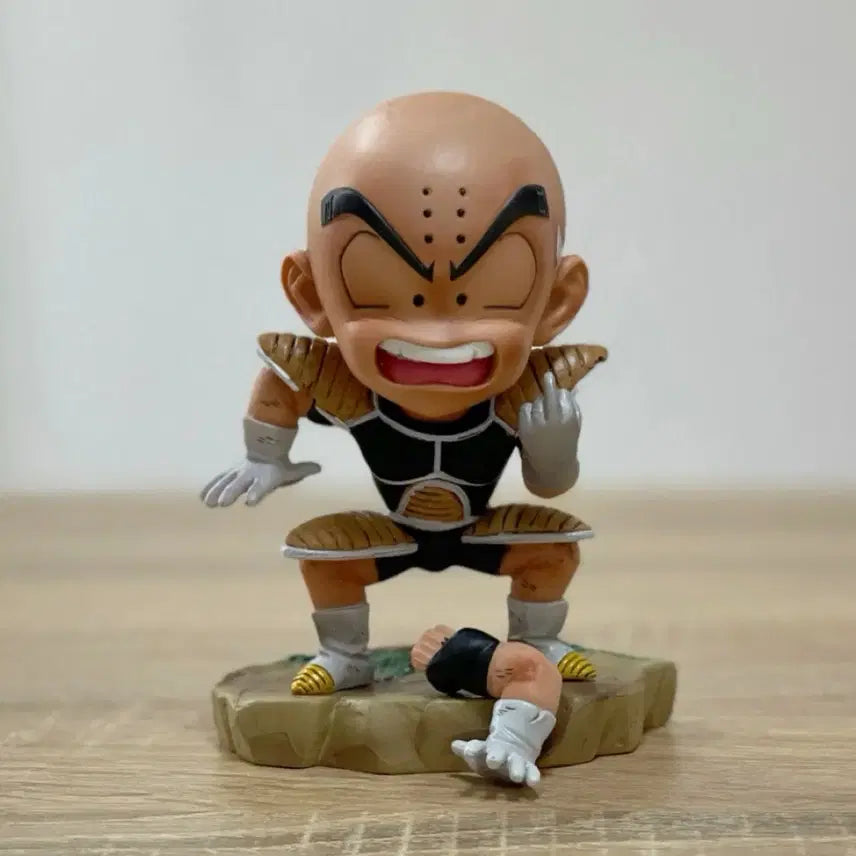 [BUNJANG] Dragon Ball Krillin Middle Finger Figure (Unsealed) / 드래곤볼 크리링 손가락욕 미개봉 피규어 판매합니다.