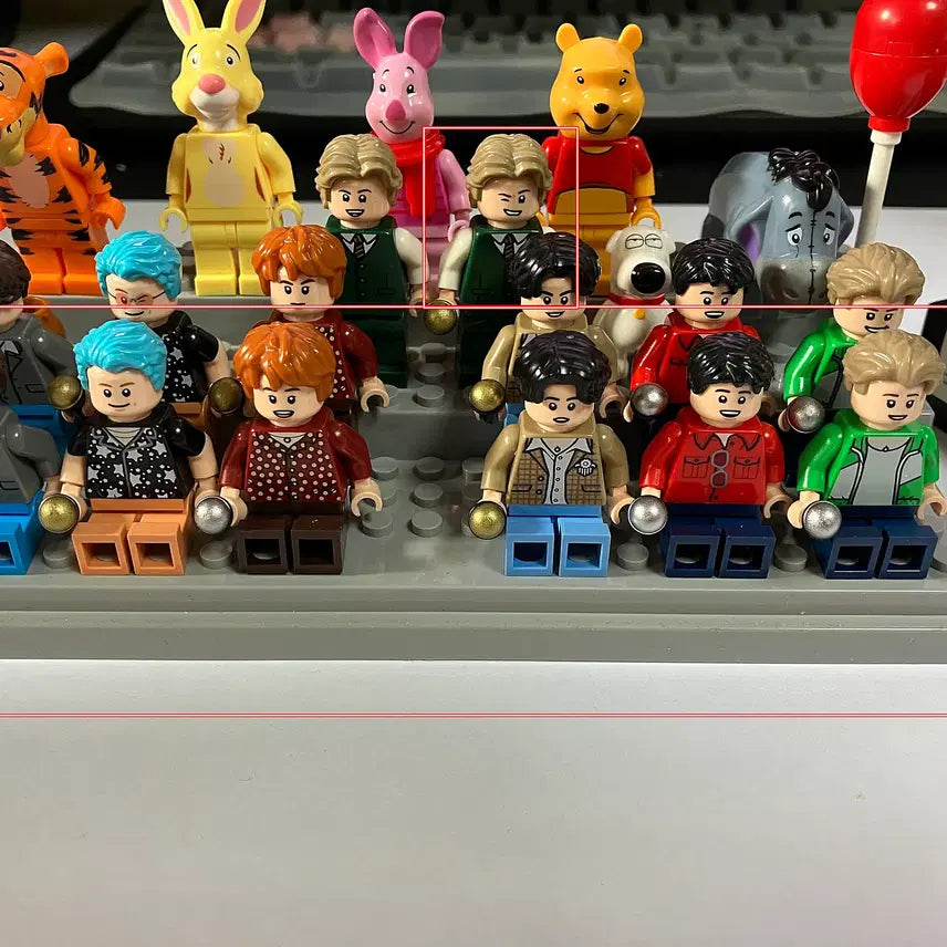 [BUNJANG] LEGO BTS Member Minifigure 7-Member Bundle Set / 레고 BTS 멤버 미니피규어 7인 일괄