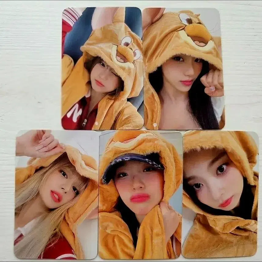 [BUNJANG] fromis_9 Character Pajamas Photocard Set / 프로미스나인 캐릭터 잠옷 포카