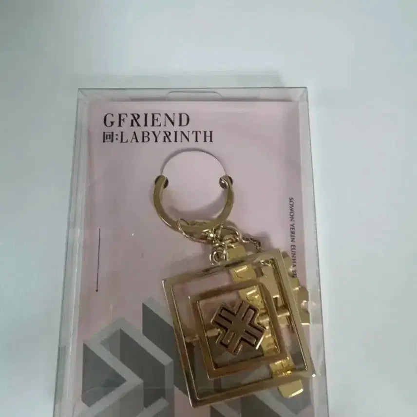 [BUNJANG] GFRIEND Labyrinth Keyring / 여자친구 래버린스 키링