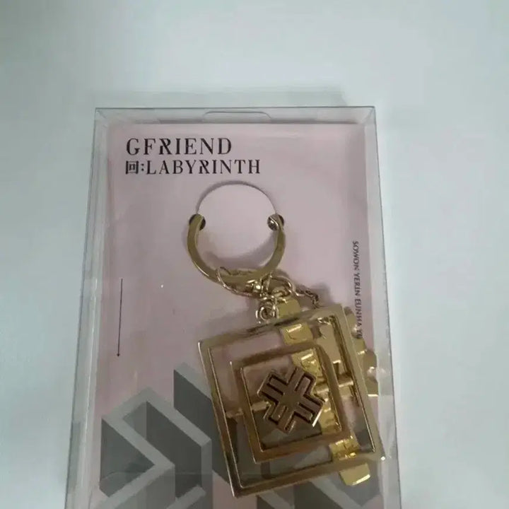 [BUNJANG] GFRIEND Labyrinth Keyring / 여자친구 래버린스 키링