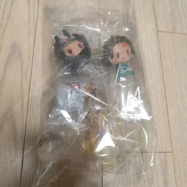 [BUNJANG] Demon Slayer 4-Piece Mini Figure Set (Sealed) / 귀멸의 칼날 미니피규어 미개봉 4종 세트로 일괄 판매합니다.