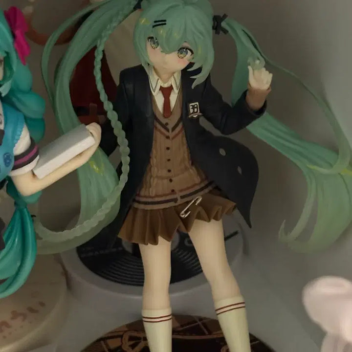[BUNJANG] Taito Hatsune Miku Fashion Preppy School Uniform Figure / 타이토 하츠네 미쿠 패션 프레피 교복 피규어