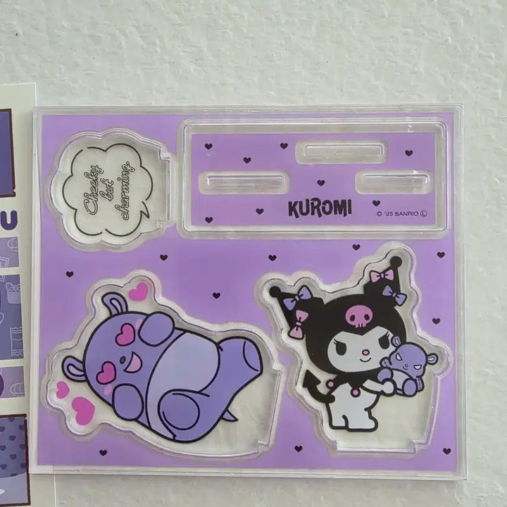 [BUNJANG] Kuromi Acrylic Stand / 쿠로미 아크릴 스탠드