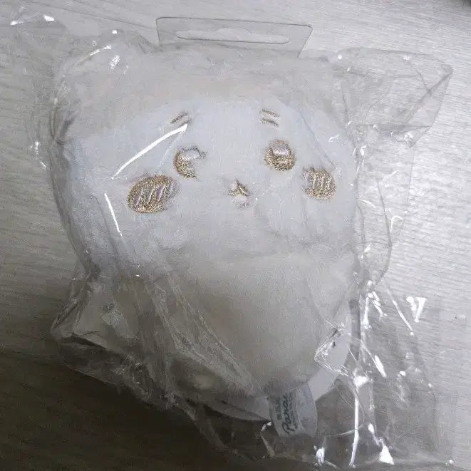 [BUNJANG] Chiikawa Monjakui Kani Milk Color Series Plush Keychain / 치이카와 먼작귀 카니 우유 컬러 시리즈 봉제 키링