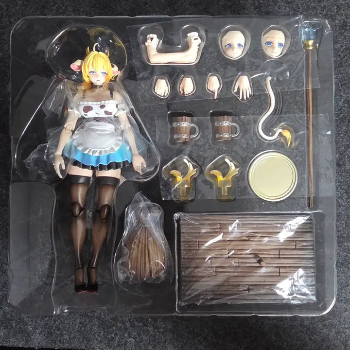 [BUNJANG] Rado Toys Daisy Taurus Action Figure / 라도 토이즈 데이지 타우러스 피규어
