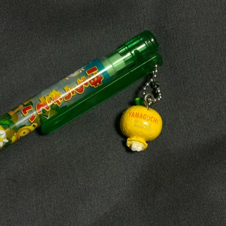 [BUNJANG] Hello Kitty Yamaguchi Yuzu Ballpoint Pen / [고전] 헬로키티 야마구치 유자 볼펜