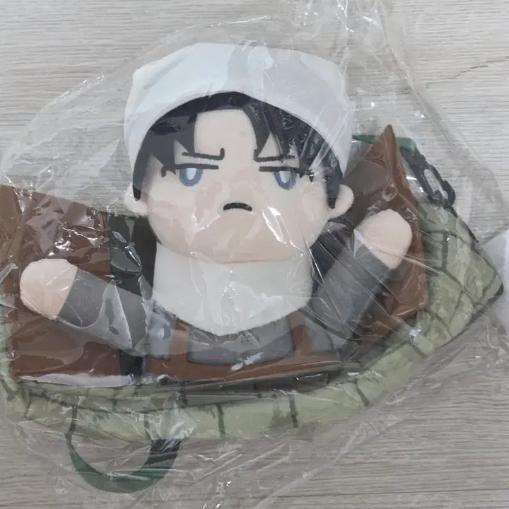 [BUNJANG] Attack on Titan Levi Tissue Case (Sealed) / 미개봉) 진격의거인 리바이 티슈케이스