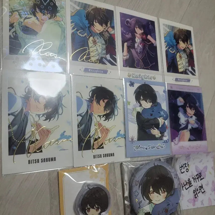 [BUNJANG] Ensemble Stars! Sakuma Rei Bundle Set (Rare Pasha, 9th Anniversary Goods, Chibi, Corotto, Can Badge, Polaroid) / [일괄 판매] 앙상블스타즈 앙스타 리츠 침대 레어 싸인 희귀 파샤 파샷츠 9주년 동심 팝업 치비 코롯토 캔뱃지 폴라로이드 양도