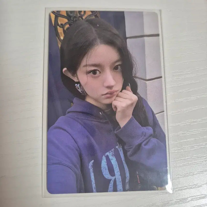 [BUNJANG] ILLIT Minju Mamillatina Tapa Photo Card / 아일릿 민주 포토카드 마밀라티나타파이