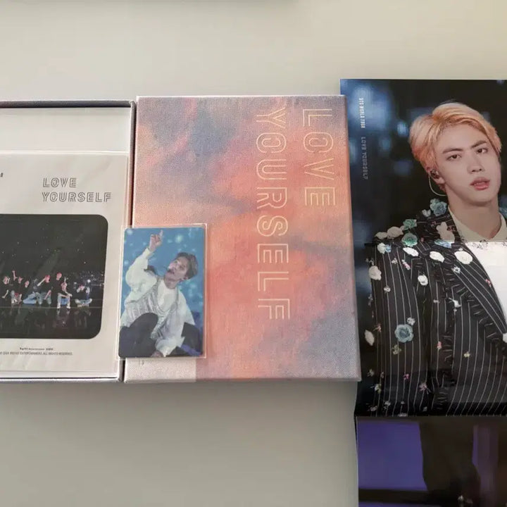 [BUNJANG] BTS LYS Jimin Jin Photocard Bundle Set / BTS 럽셀 서울 지민 포카 디비디 석진 포스터 LYS JIMIN JIN 방탄소년단