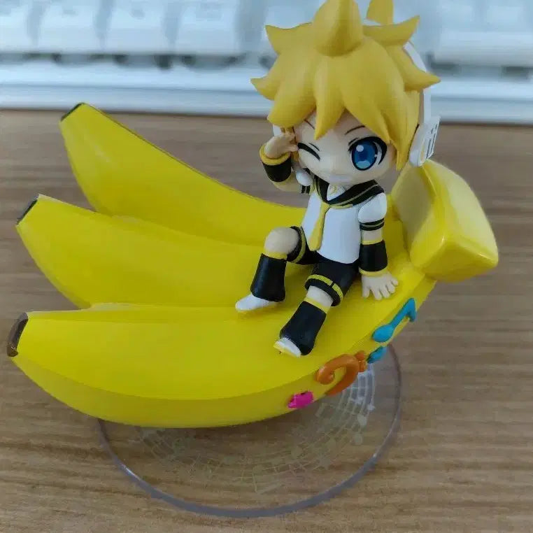 [BUNJANG] Vocaloid Kagamine Len Desk Figure / 보컬로이드 카가미네 렌 데스크 피규어
