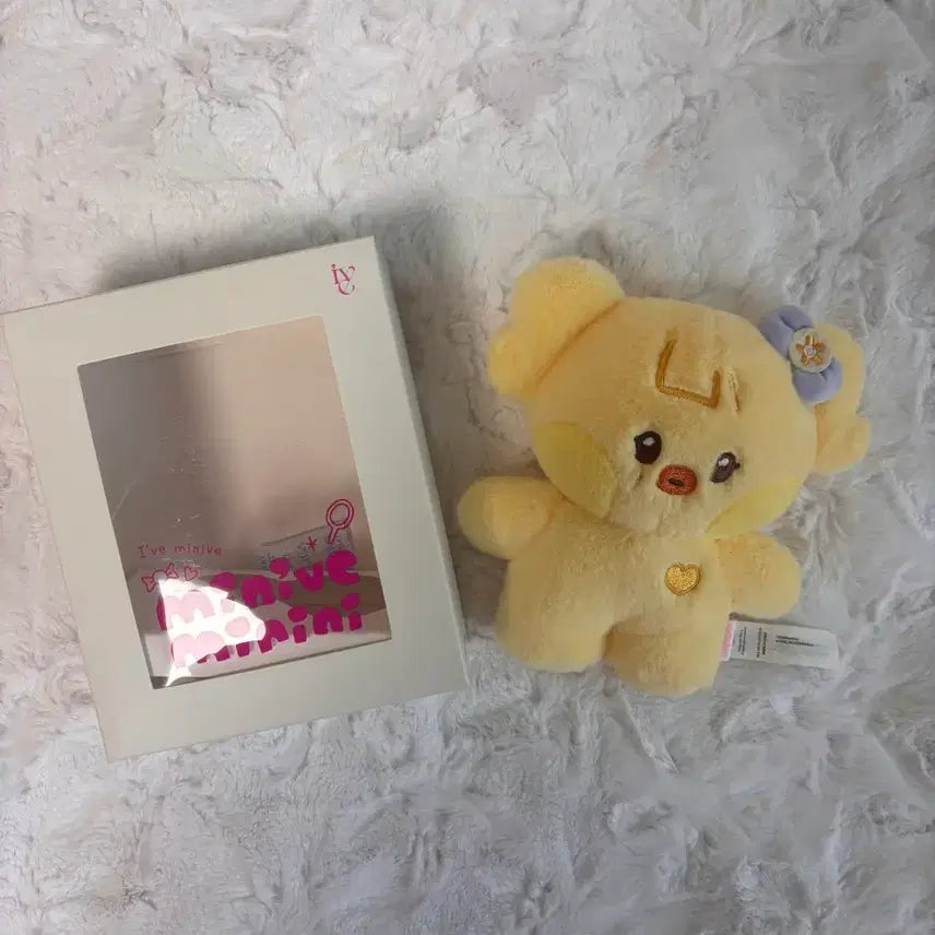 [BUNJANG] IVE Line Friends Miniini Doll / 아이브미니브 아이브레이 아이브라인프렌즈미니니