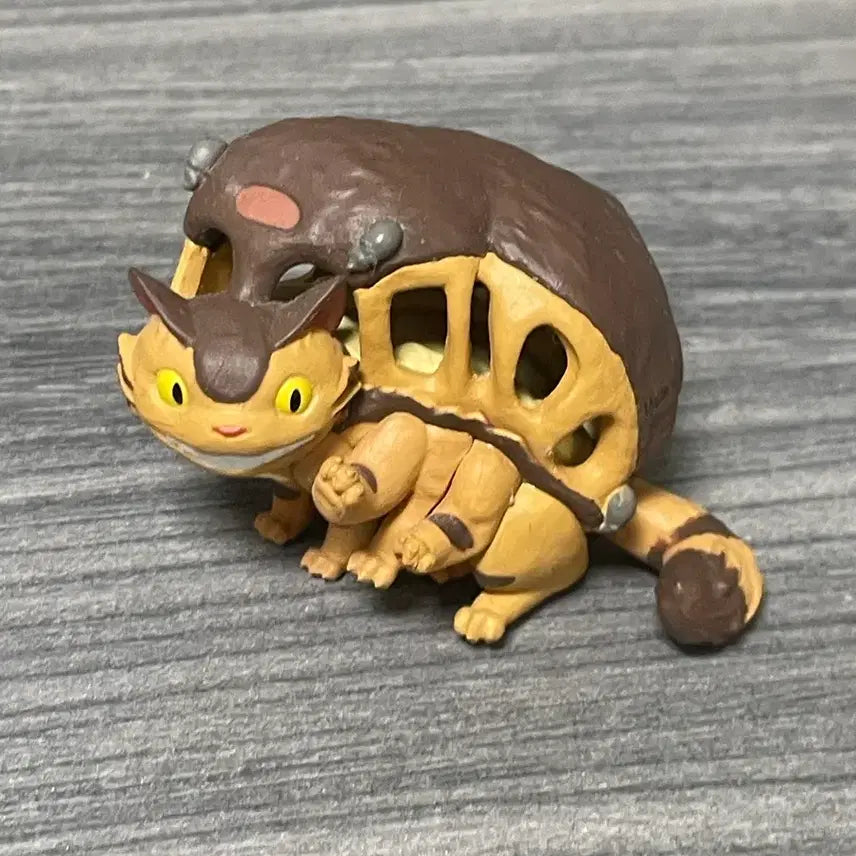 [BUNJANG] Totoro Catbus Figure / 토토로 고양이 버스 피규어