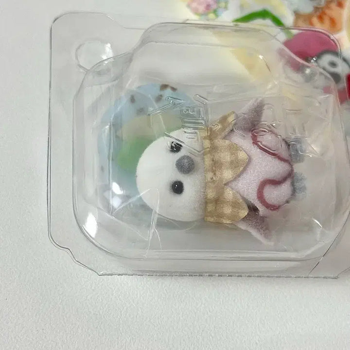 [BUNJANG] Sylvanian Families Kirakira Kuji Happy Sweets G Prize Redpoll Family Sealed New / 실바니안 키라키라 쿠지 해피스위츠 G상 오목눈이 뱁새 미개봉 새상품