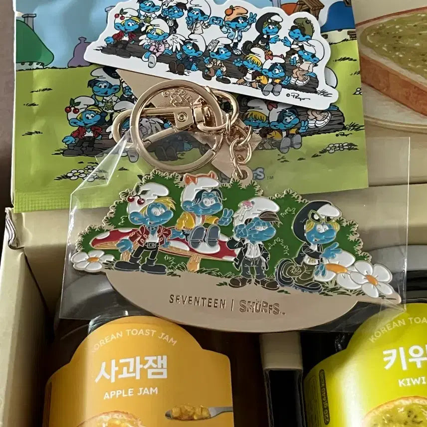 [BUNJANG] SEVENTEEN Smurf Collaboration Jam Set with Hip Hop Team &amp; Wonwoo Keyrings / 이삭토스트 잼세트 세븐틴 스머프키링