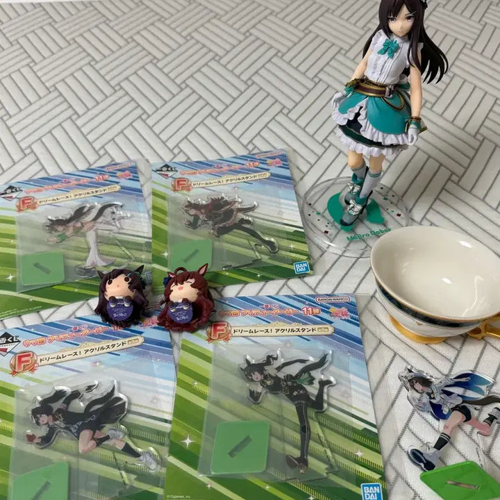 [BUNJANG] Uma Musume: Pretty Derby Mejiro Queen Prize B Figure &amp; Merchandise Bundle / 우마무스메 쿠지 b상 메지로 피규어 외 나머지 굿즈 일괄 판매