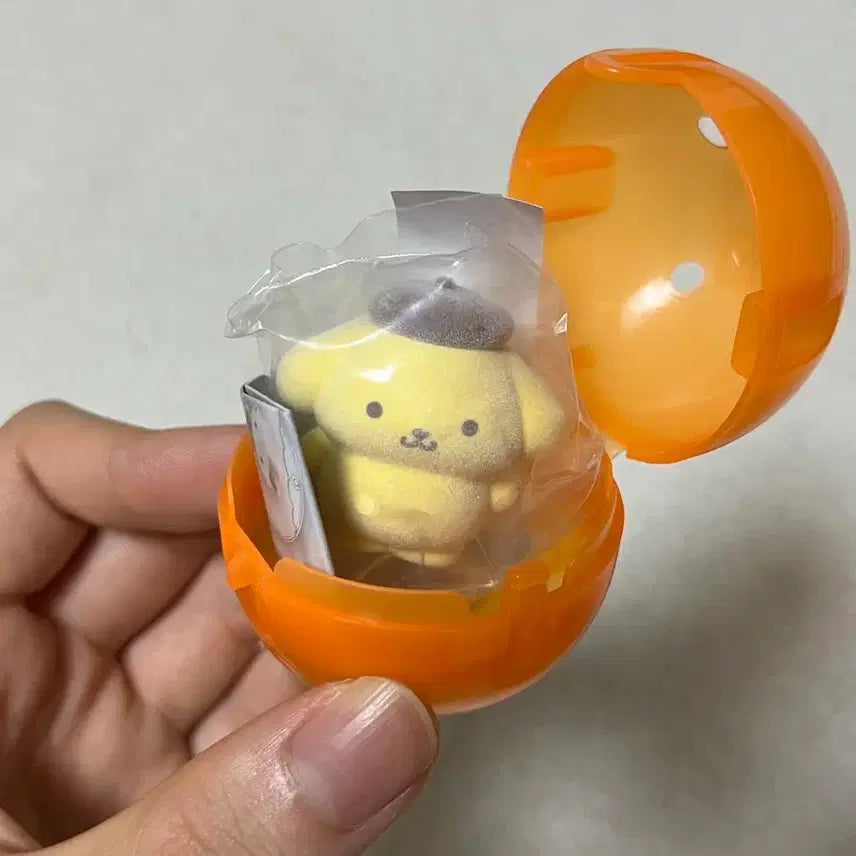 [BUNJANG] Sanrio Pompompurin Gachapon Figure / 산리오 폼폼푸린 가챠