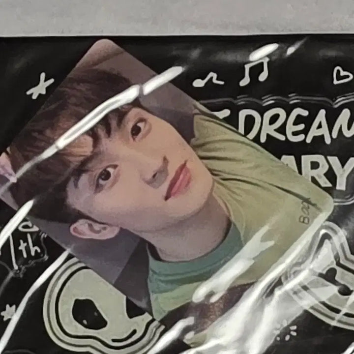 [BUNJANG] NCT Mark Dream Glow-in-the-Dark Sticker Photocard (Sealed) / 마크 엔시티 nct 127 드림 야광스티커 미개봉 새상품 포카 포토카드