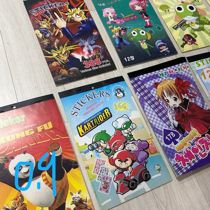 [BUNJANG] Vintage Sticker Book (Various Characters) / 고전문구 스티커북 (캐릭캐릭체인지 케로로 카트라이더 유희왕 포켓몬 등)