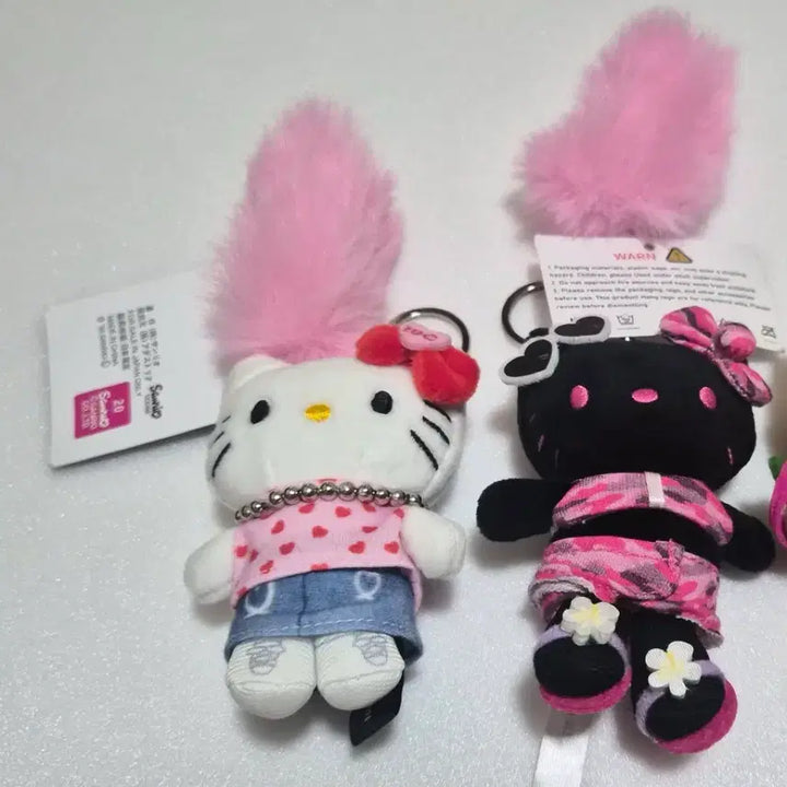 [BUNJANG] Hello Kitty Mini Me Doll Keychain - 2 Variations / 헬로키티 미니미 인형 키링 2종