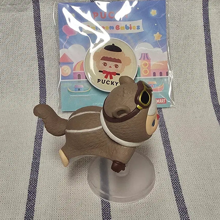 [BUNJANG] Pop Mart Pooky Flying Baby Figure &amp; Grip Tok Set / [세트] 팝마트 푸키 플라잉베이비 피규어 와 그립톡