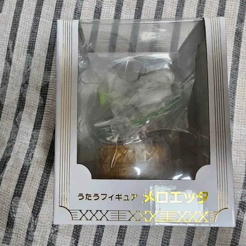 [BUNJANG] Pokemon 30th Anniversary Limited Meloetta Figure / (택포 9)포켓몬 30주년 한정 메로엣타 피규어