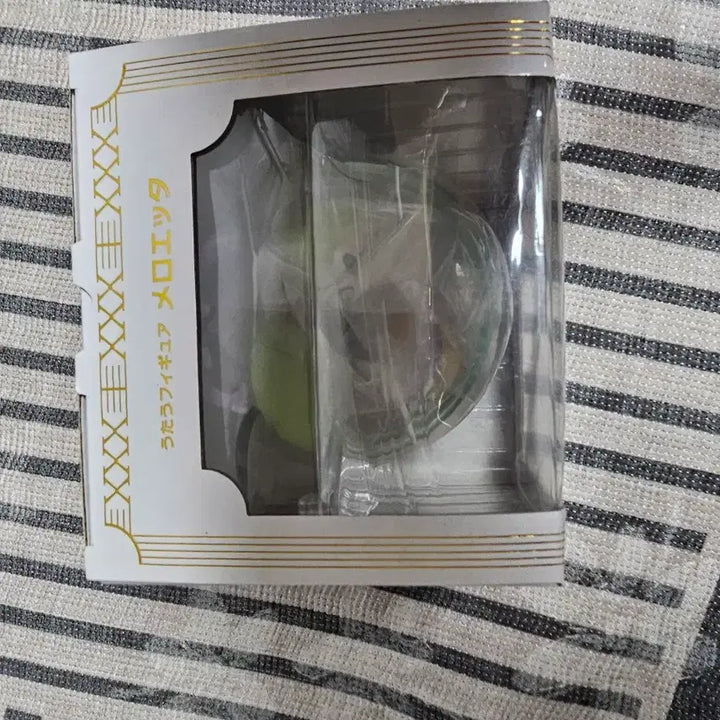 [BUNJANG] Pokemon 30th Anniversary Limited Meloetta Figure / (택포 9)포켓몬 30주년 한정 메로엣타 피규어