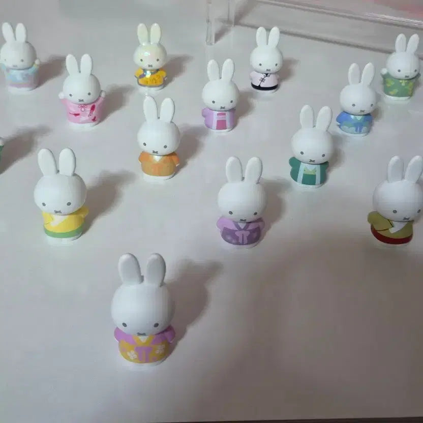 [BUNJANG] Miffy Figure Bundle Set / 미피 가챠 세트 일괄 판매합니다.
