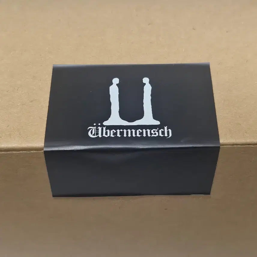 [BUNJANG] G-Dragon Ubermensch Tumbler Black / 지드래곤 지디 위버맨쉬 텀블러 블랙 Ubermensch 콘서트 굿즈