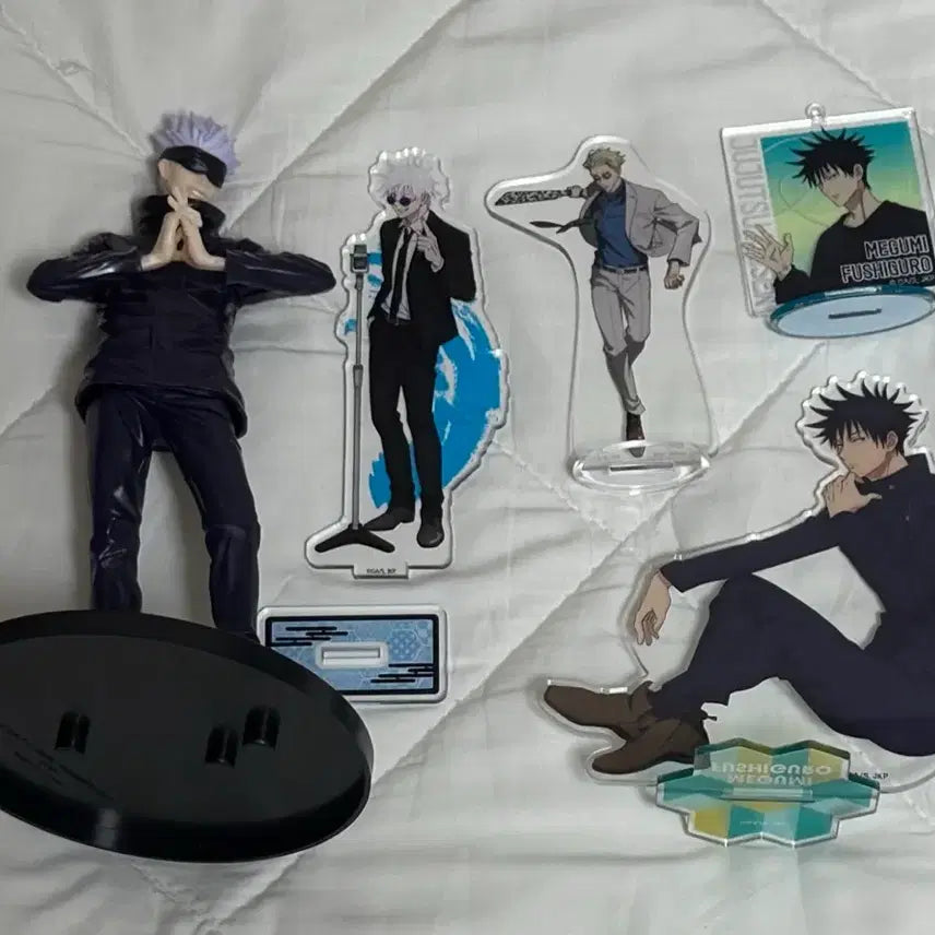 [BUNJANG] Jujutsu Kaisen Acrylic Figure &amp; Poster Bundle / 주술회전 굿즈(급전\일괄)