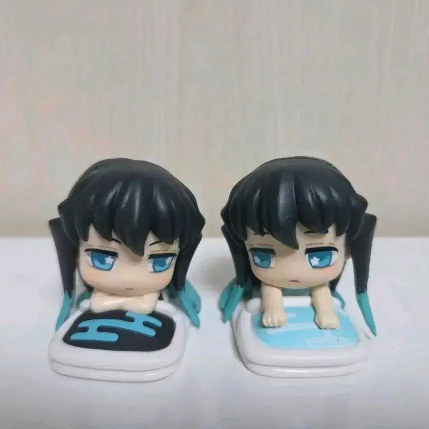 [BUNJANG] Demon Slayer Muichiro &amp; Yuichiro Onemutan Gacha Figures / 귀멸의 칼날 무이치로 유이치로 오네무탄 가챠 피규어