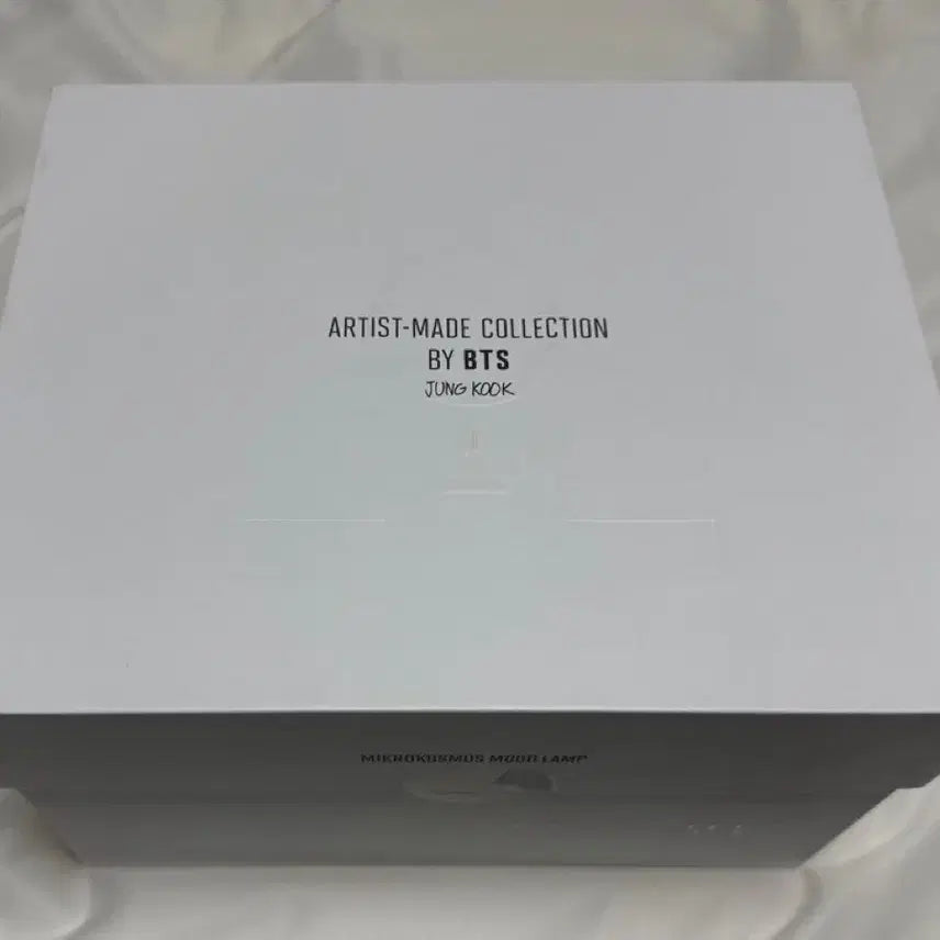 [BUNJANG] BTS Jungkook Artist-Made Collection "By BTS" Bluetooth Mood Lamp / [사용] 방탄소년단 정국 아티스트 메이드 소우주 블루투스 무드등