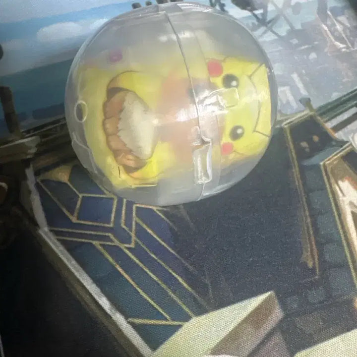 [BUNJANG] Pokemon Center Limited Fan of Pikachu &amp; Eevee Gacha Golduck Figure (Sealed) / (미개봉) 포켓몬센터 한정 팬 오브 피카츄 앤 이브이 가챠 고라파덕