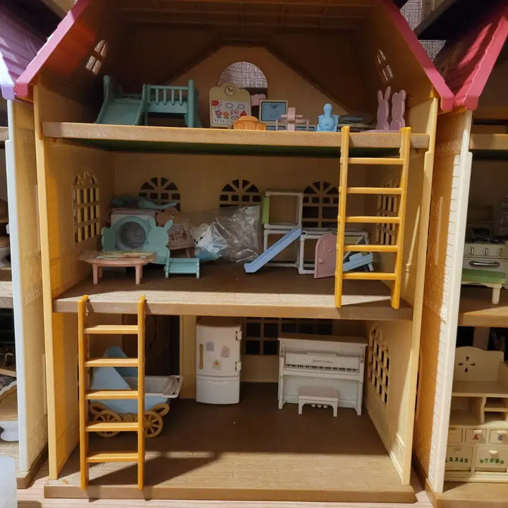 [BUNJANG] Sylvanian Families Three-Story House / 실바니안 3층집
