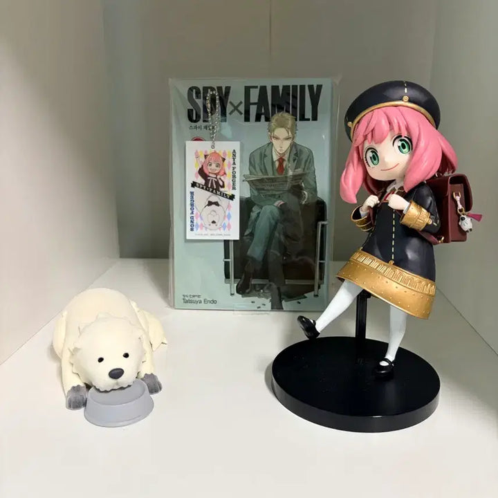[BUNJANG] Spy x Family Anya &amp; Bond Figure Set with Manga / 스파이패밀리 피규어+만화책 세트