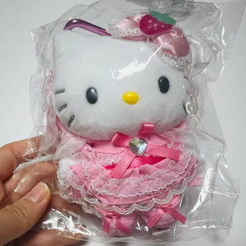 [BUNJANG] Sanrio Lovely Frill Kitty Mascot / 산리오 러블리프릴 키티 마스코트 판매합니다