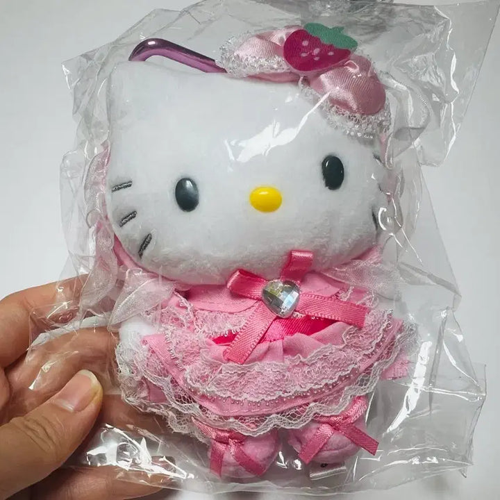 [BUNJANG] Sanrio Lovely Frill Kitty Mascot / 산리오 러블리프릴 키티 마스코트 판매합니다