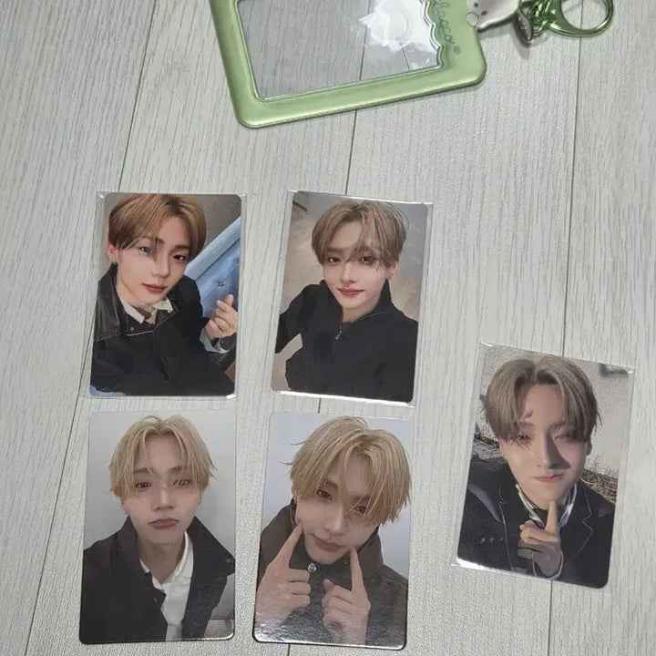 [BUNJANG] Alpha Drive One (ARD1) Sangwon Bundle Photocard Set with Sanrio Pochacco Photocard Holder / 알파드라이브원 알디원 상원포카 일괄양도 엘르맨 상원 qq뮤직 상원 산리오 포카홀더