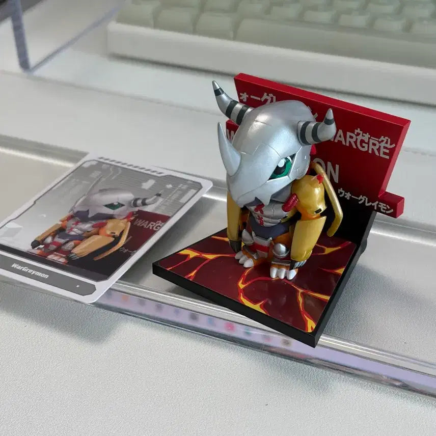 [BUNJANG] Pop Mart Digimon Wargreymon Figure / 팝마트 디지몬 워그레이몬 피규어