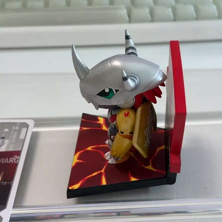 [BUNJANG] Pop Mart Digimon Wargreymon Figure / 팝마트 디지몬 워그레이몬 피규어