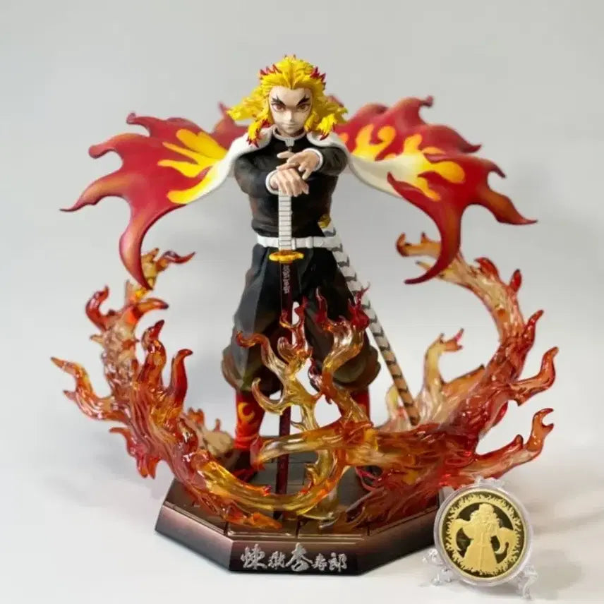 [BUNJANG] Demon Slayer Kyojuro Rengoku Flame Effect LED Figure / 귀멸의 칼날 렌고쿠 피규어