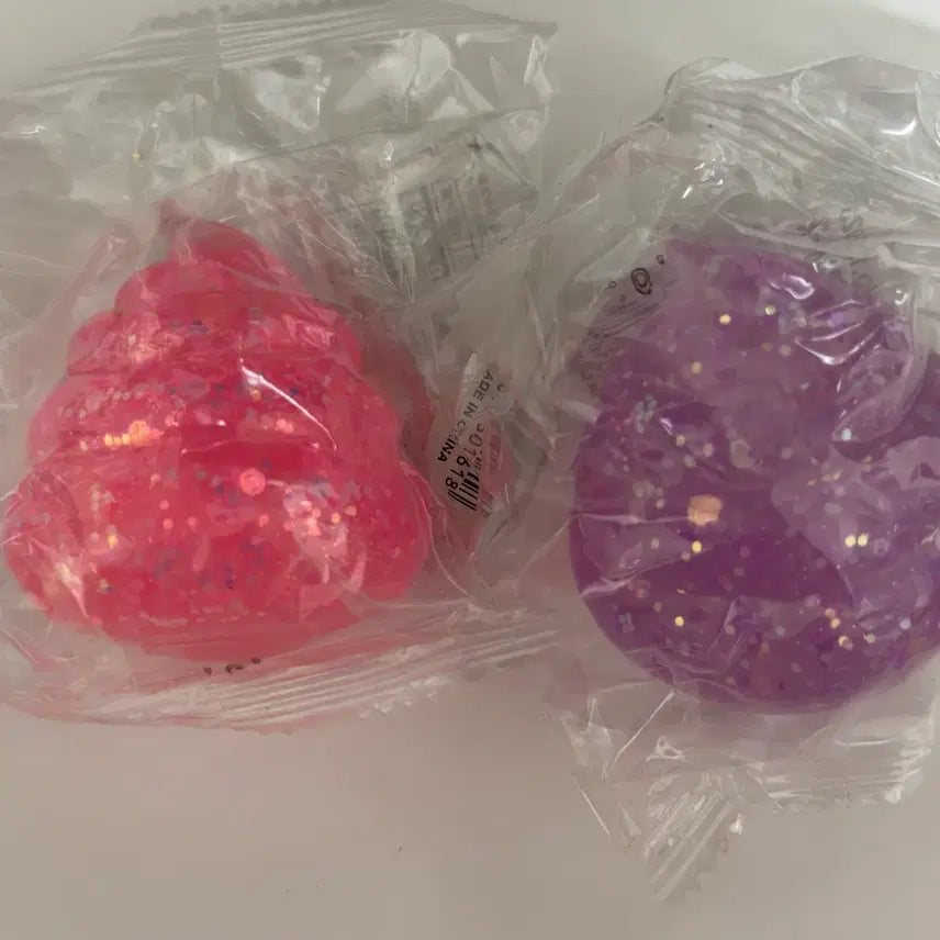 [BUNJANG] Poop-Shaped Squishy Toys - Glitter &amp; Soft (Set of 2) / 똥 모양 응가 글리터 반짝이 말랑이 스퀴시 2개 일괄